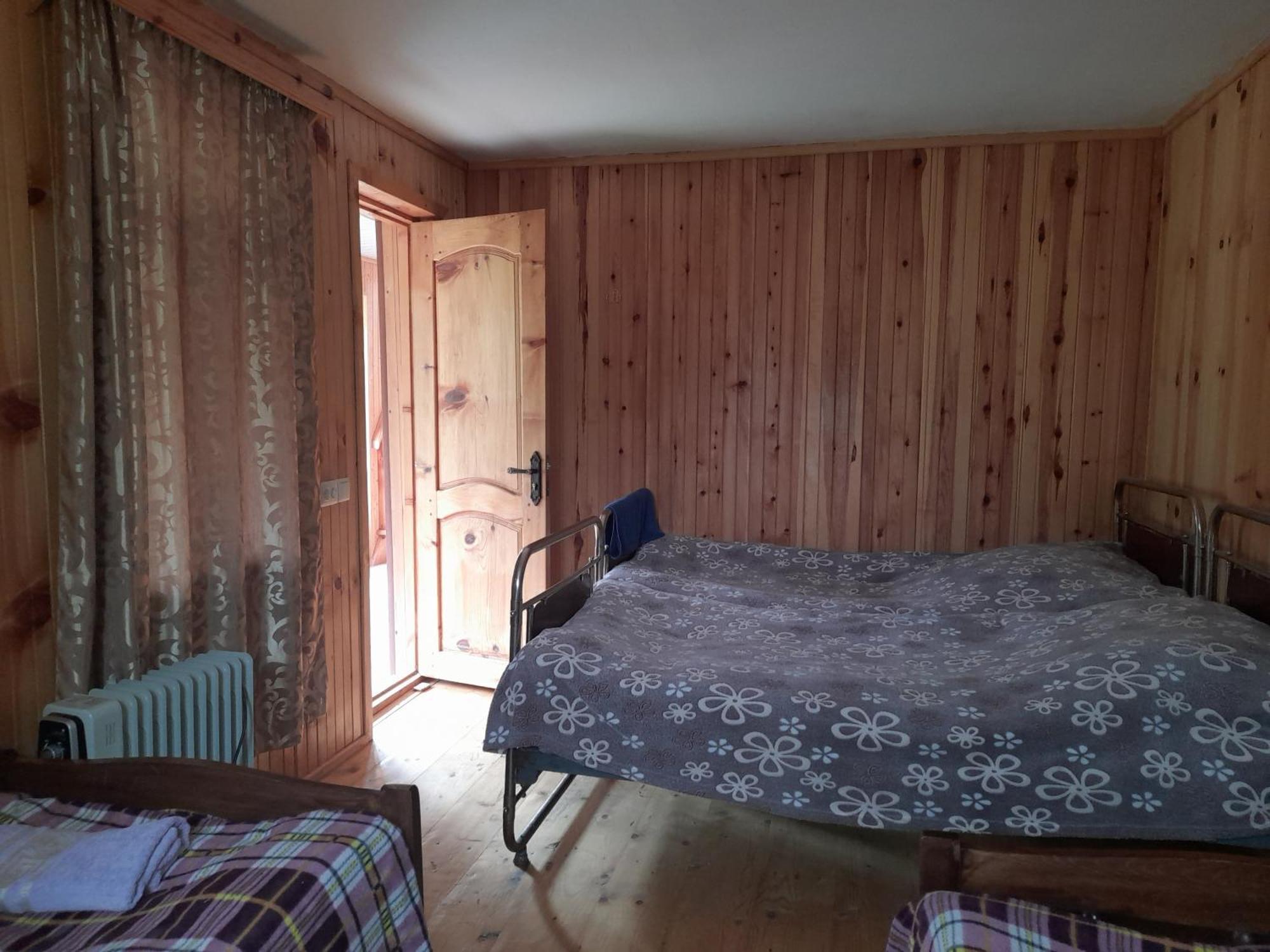 Adishi Guest House Zhora Kaldani Bagian luar foto