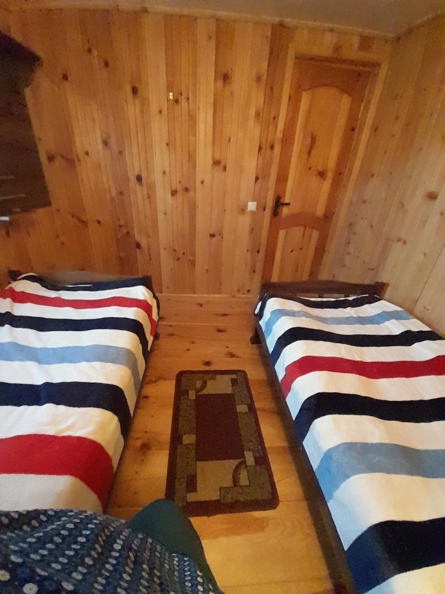 Adishi Guest House Zhora Kaldani Bagian luar foto