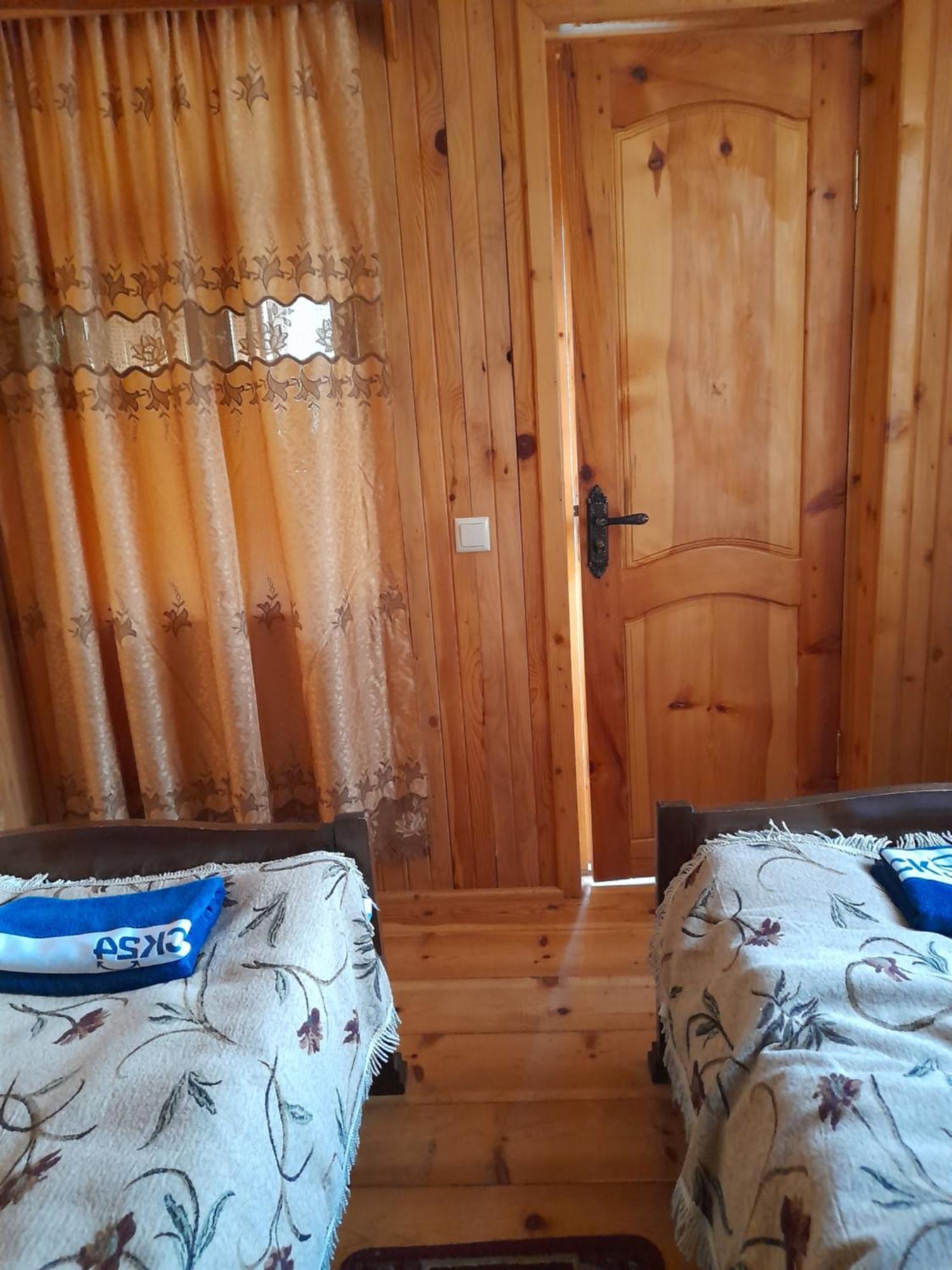 Adishi Guest House Zhora Kaldani Bagian luar foto