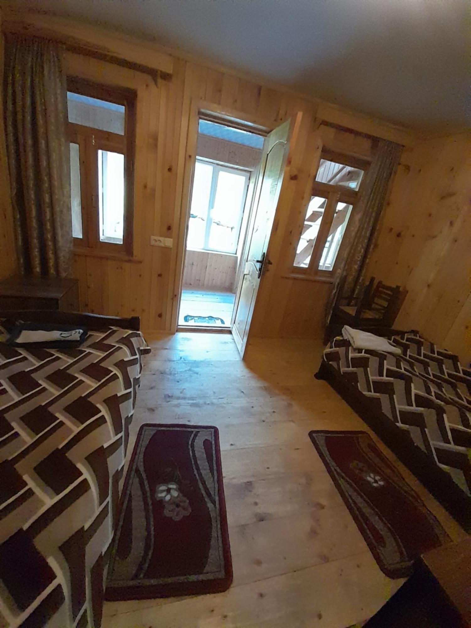 Adishi Guest House Zhora Kaldani Bagian luar foto
